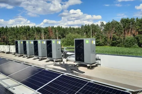 Instalație industrială cu pompă de căldură Mycond seria BeeEco