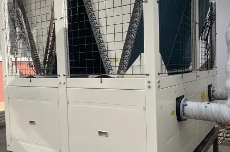 Instalație industrială cu pompă de căldură modulară Mycond STANDARD MCU